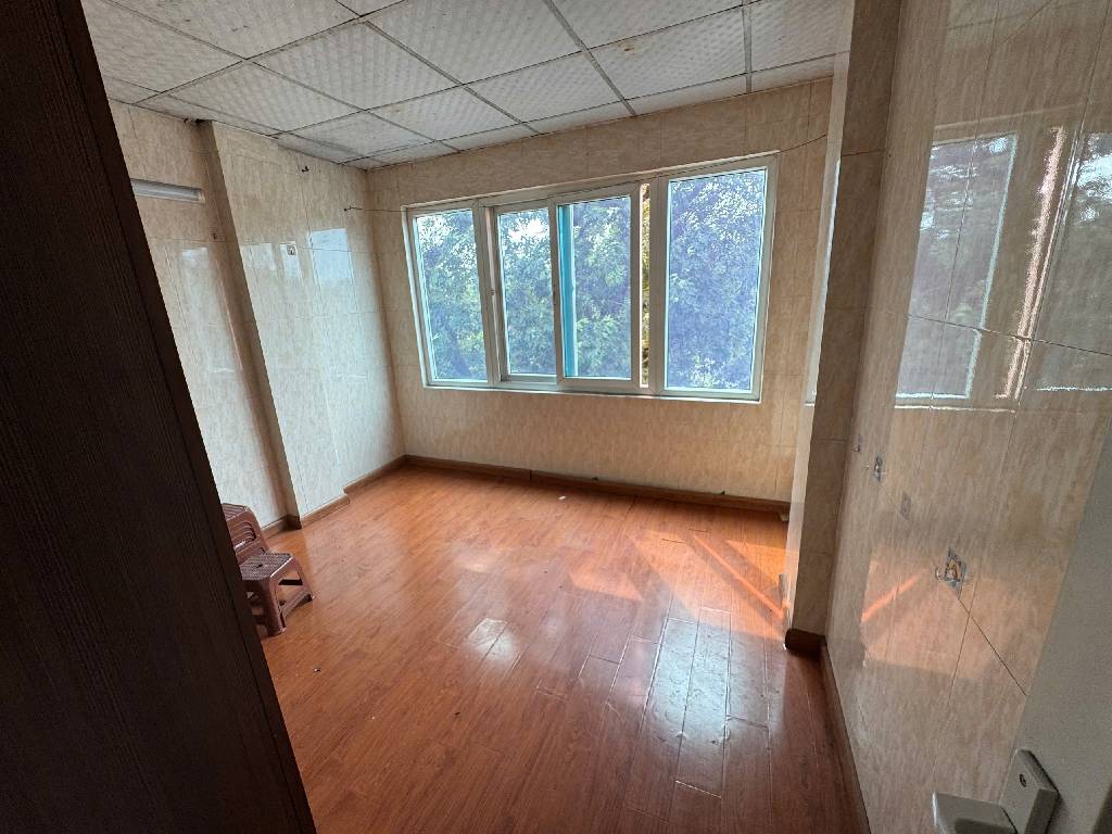 Bán nhà Nguyễn Đình Chiểu - diện tích 9,4m2 5 tầng - Lô góc, vỉa hè - giá 10,5 tỷ