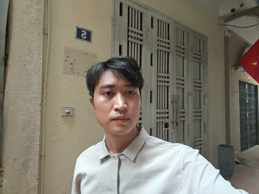 Bán nhà ngõ 16 Hoàng Cầu - 47m2 4 tầng - 2 mặt ngõ trước sau, ô tô đỗ cửa - giá 17,9 tỷ