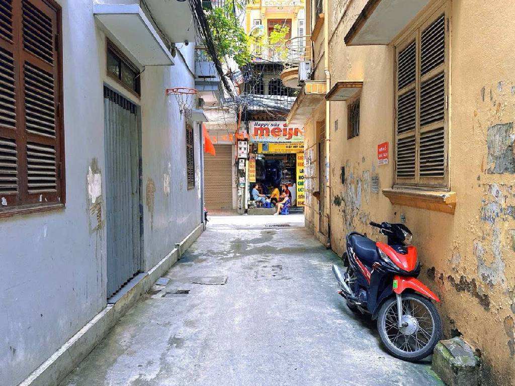 Bán nhà ngõ 16 Hoàng Cầu - 47m2 4 tầng - 2 mặt ngõ trước sau, ô tô đỗ cửa - giá 17,9 tỷ