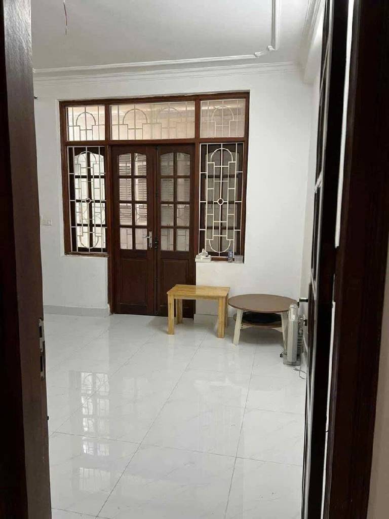 Bán nhà ngõ 16 Hoàng Cầu - 47m2 4 tầng - 2 mặt ngõ trước sau, ô tô đỗ cửa - giá 17,9 tỷ