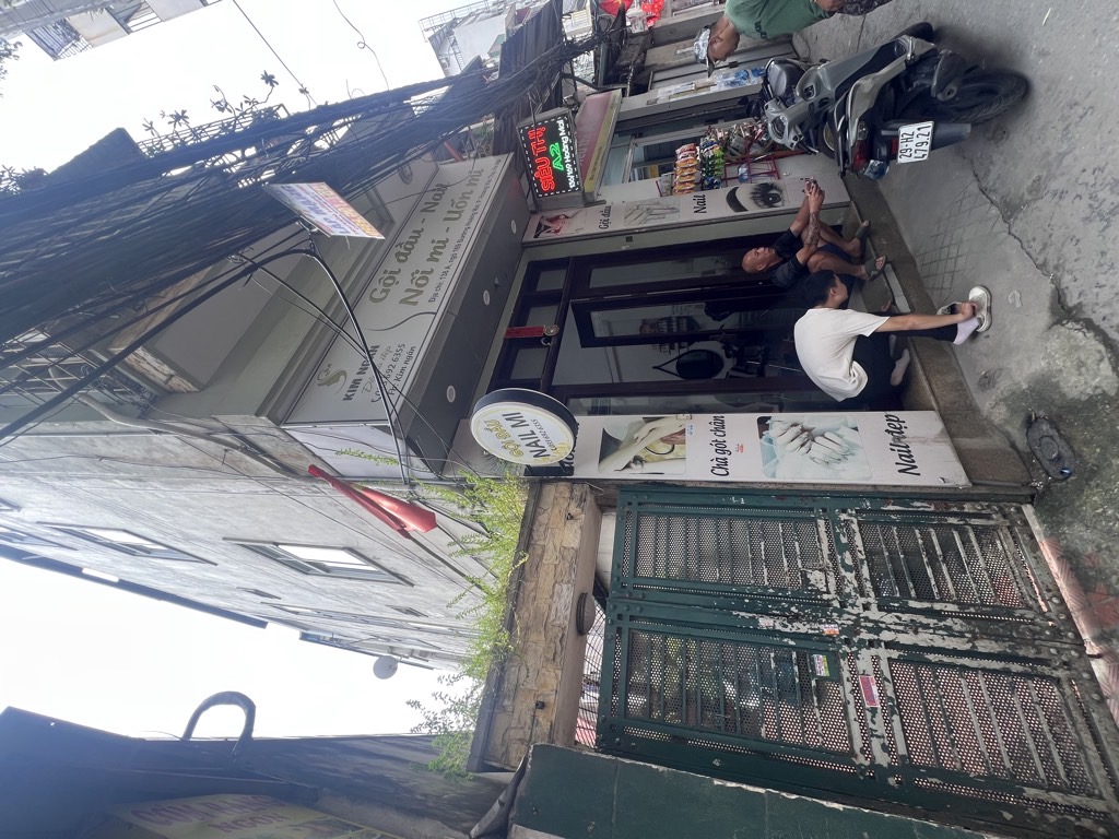 Bán nhà Trương Định - diện tích 39,2m2 5 tầng - Lô góc, kinh doanh - giá 12 tỷ