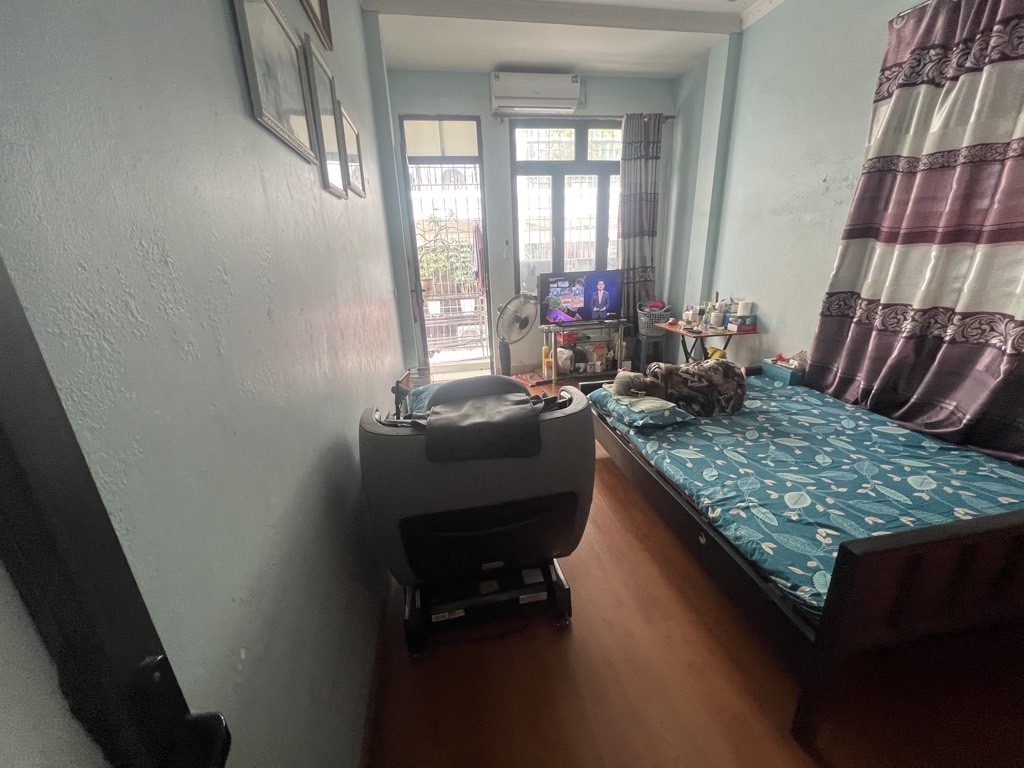 Bán nhà Trương Định - diện tích 39,2m2 5 tầng - Lô góc, kinh doanh - giá 12 tỷ