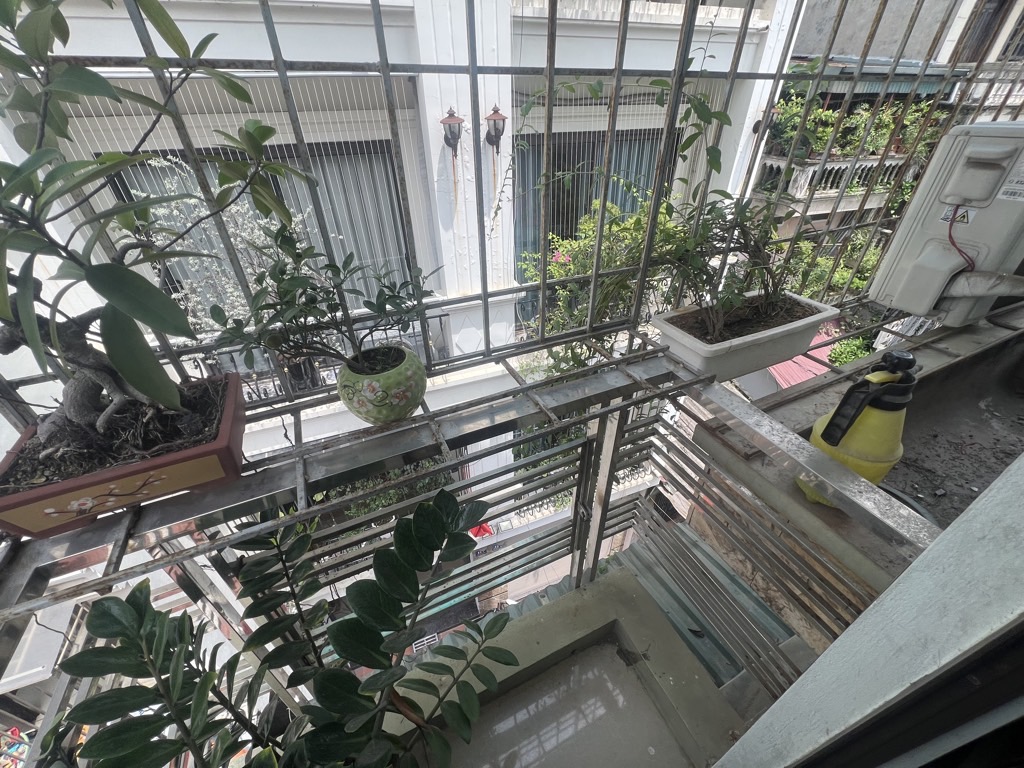 Bán nhà Trương Định - diện tích 39,2m2 5 tầng - Lô góc, kinh doanh - giá 12 tỷ