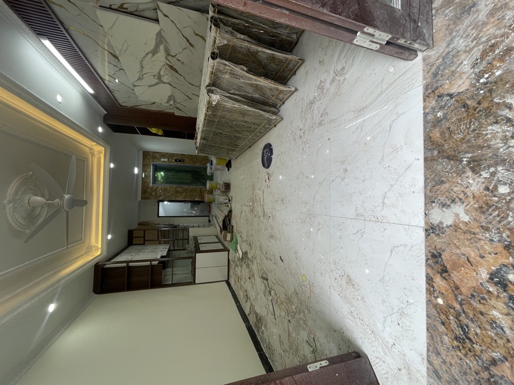 Bán nhà Vĩnh Hưng - diện tích 39m2 6 tầng - Thang máy - giá 11,9 tỷ