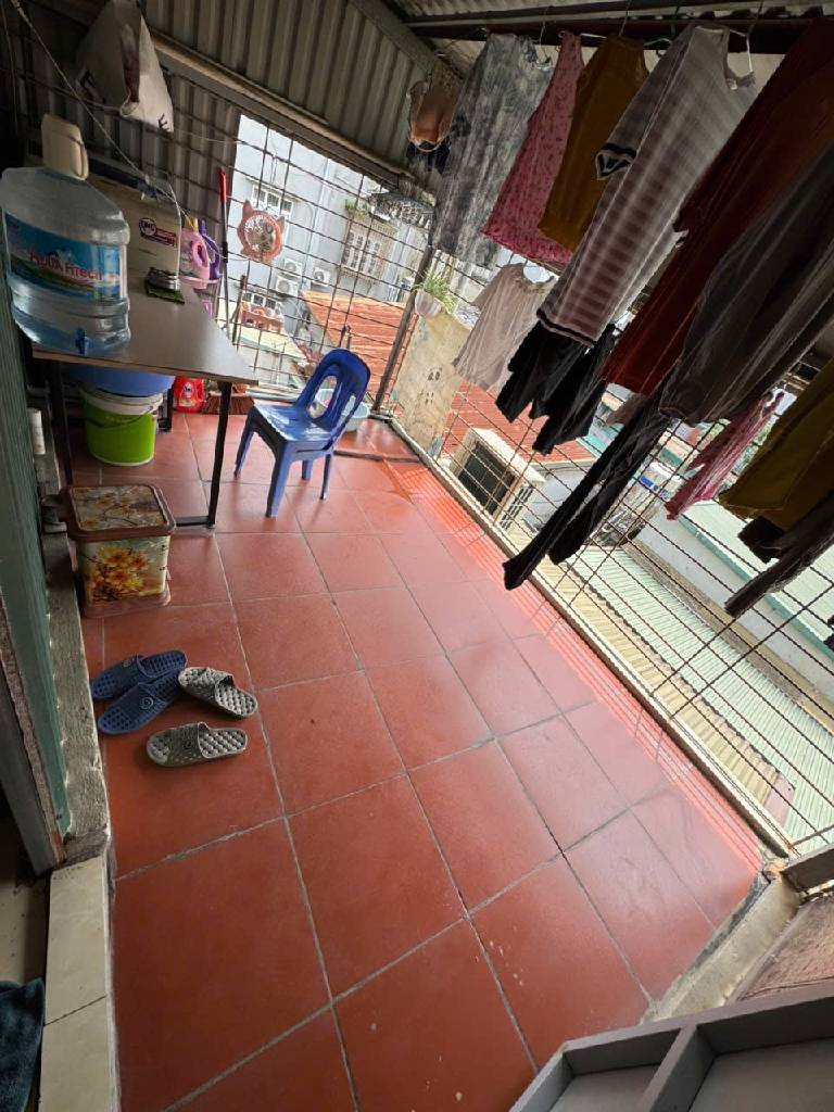 Bán nhà Định Công Thượng - diện tích 35m2 3 tầng - NGÕ NÔNG - giá 4 tỷ