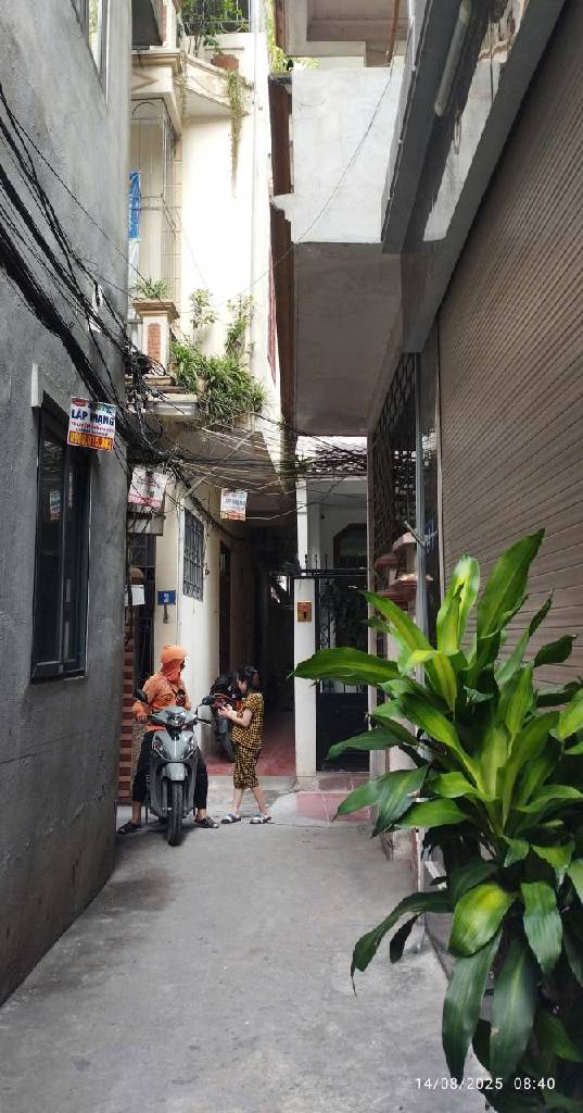 Bán nhà Lĩnh Nam - diện tích 28m2 1 tầng - Nhà đẹp hiếm có - giá 2,8 tỷ