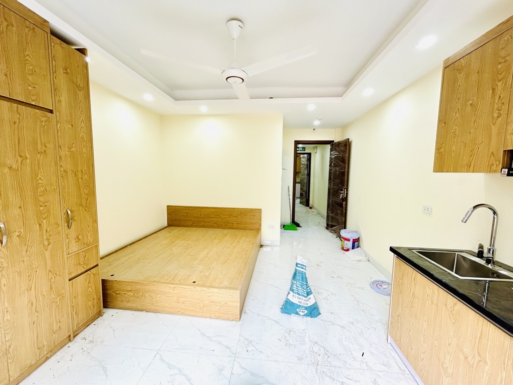 Bán nhà Lĩnh Nam - diện tích 60m2 6 tầng - Thang máy - giá 14,6 tỷ