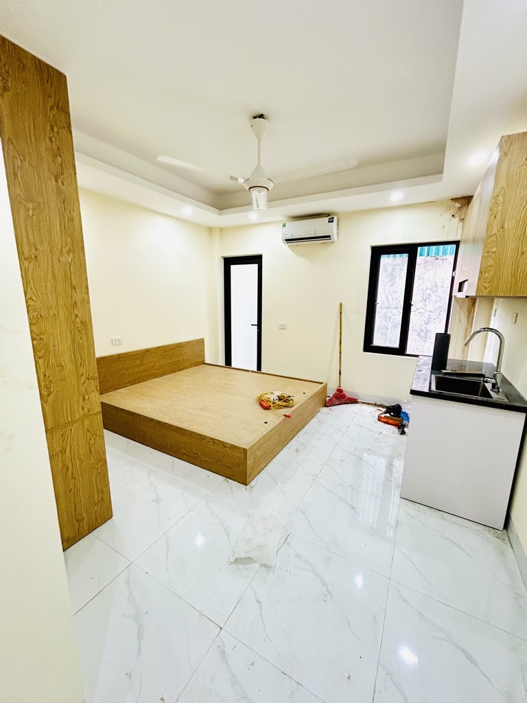 Bán nhà Lĩnh Nam - diện tích 60m2 6 tầng - Thang máy - giá 14,6 tỷ