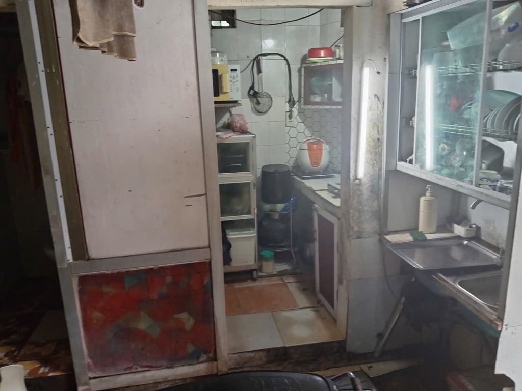 Bán nhà Quỳnh Lôi - diện tích 51.9m2 1 tầng - Nhà lô góc, 2 mặt ngõ trước sau - giá 10 tỷ