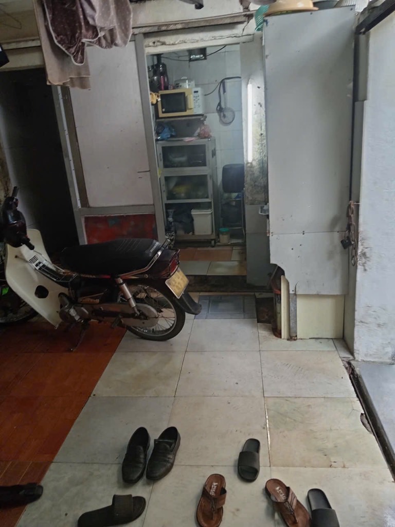 Bán nhà Quỳnh Lôi - diện tích 51.9m2 1 tầng - Nhà lô góc, 2 mặt ngõ trước sau - giá 10 tỷ