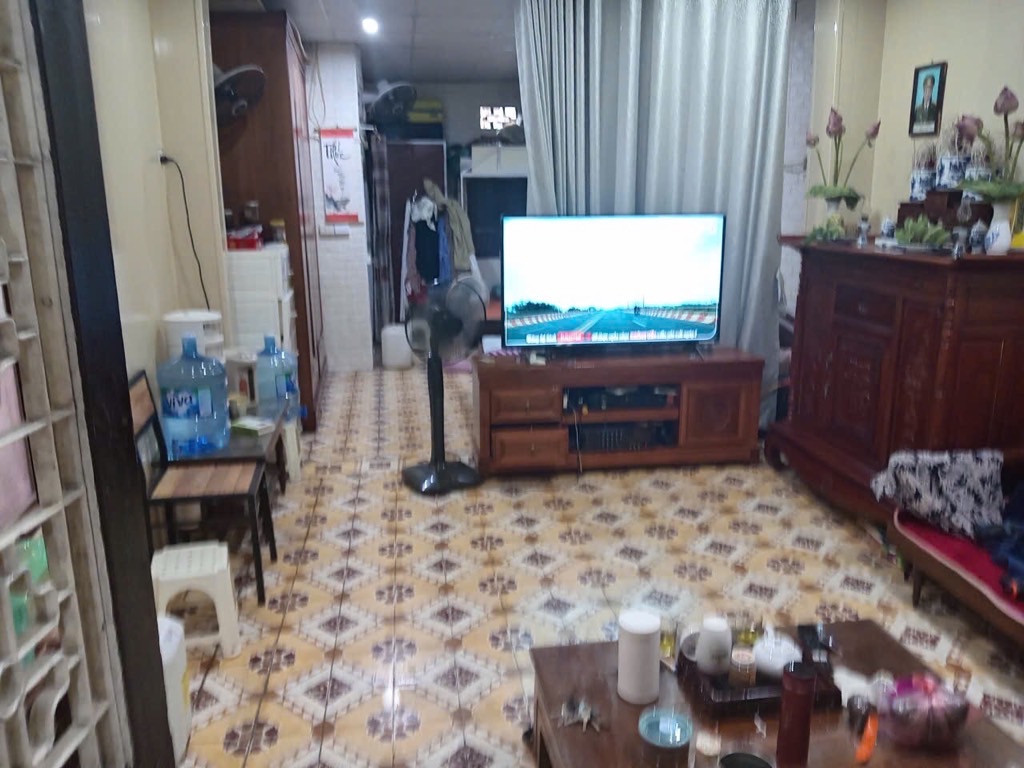 Bán nhà Quỳnh Lôi - diện tích 51.9m2 1 tầng - Nhà lô góc, 2 mặt ngõ trước sau - giá 10 tỷ