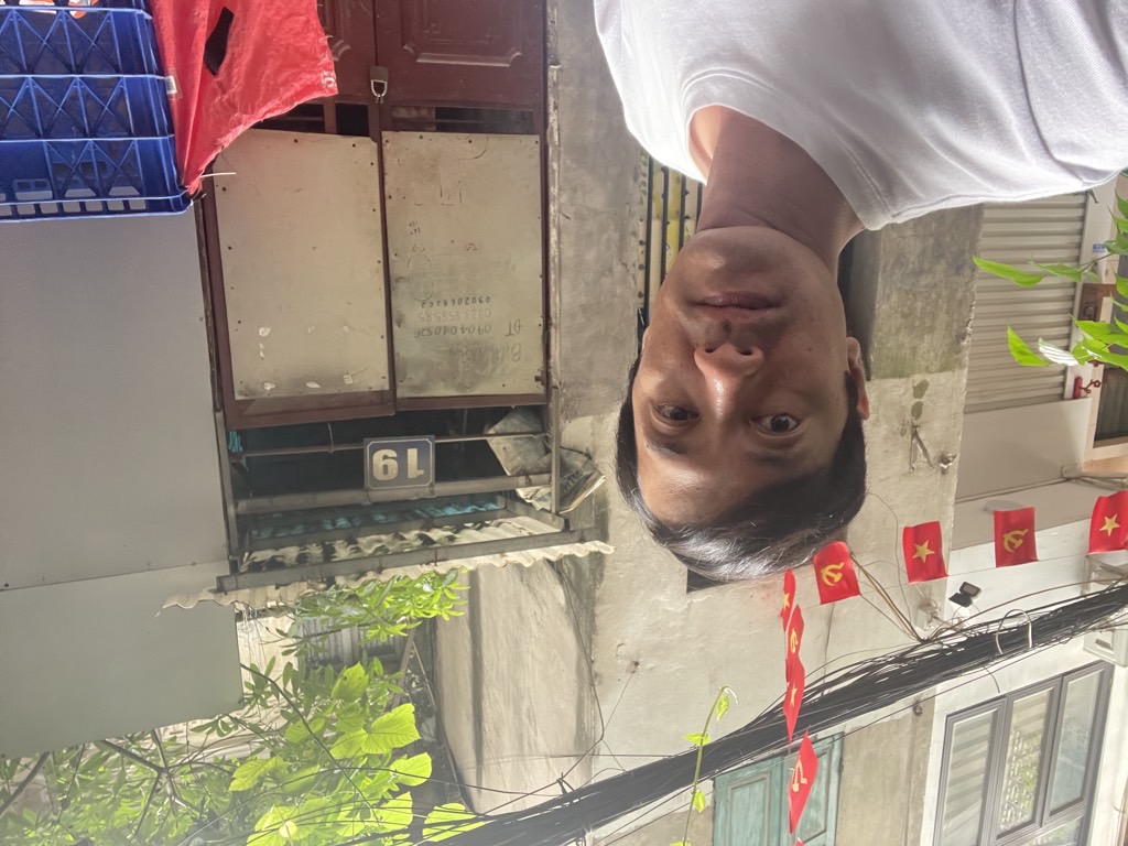 Bán nhà Đồng Nhân - diện tích 33m2 2 tầng - Lô góc - giá 9,2 tỷ