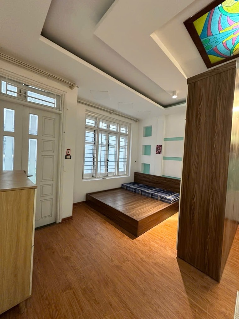 Bán nhà Nguyễn Xiển - diện tích 61m2 5 tầng - Ô tô tránh nhau, đỗ cửa ngày đêm - giá 19,8 tỷ