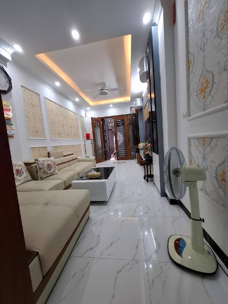 Bán nhà Nguyễn Khoái - diện tích 43m2 4 tầng - Ngõ vào ba gác, hai mặt thoáng - giá 7,85 tỷ