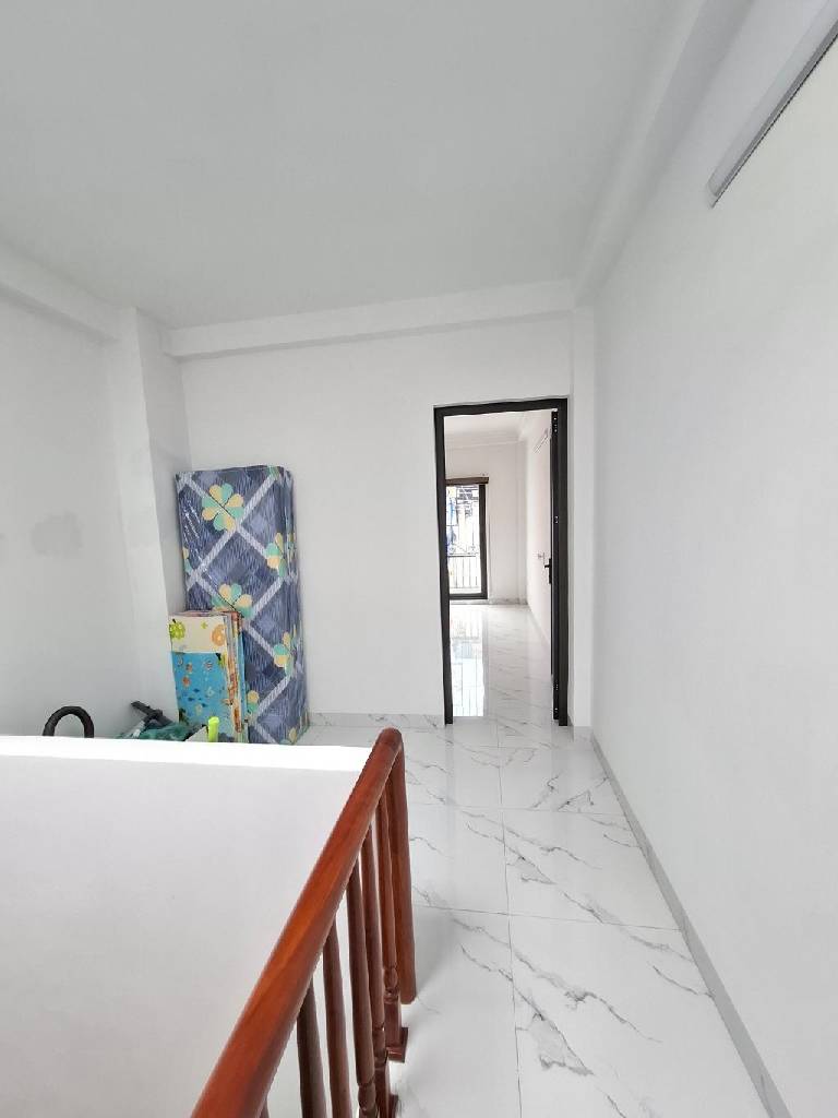 Bán nhà Nguyễn Khoái - diện tích 43m2 4 tầng - Ngõ vào ba gác, hai mặt thoáng - giá 7,85 tỷ