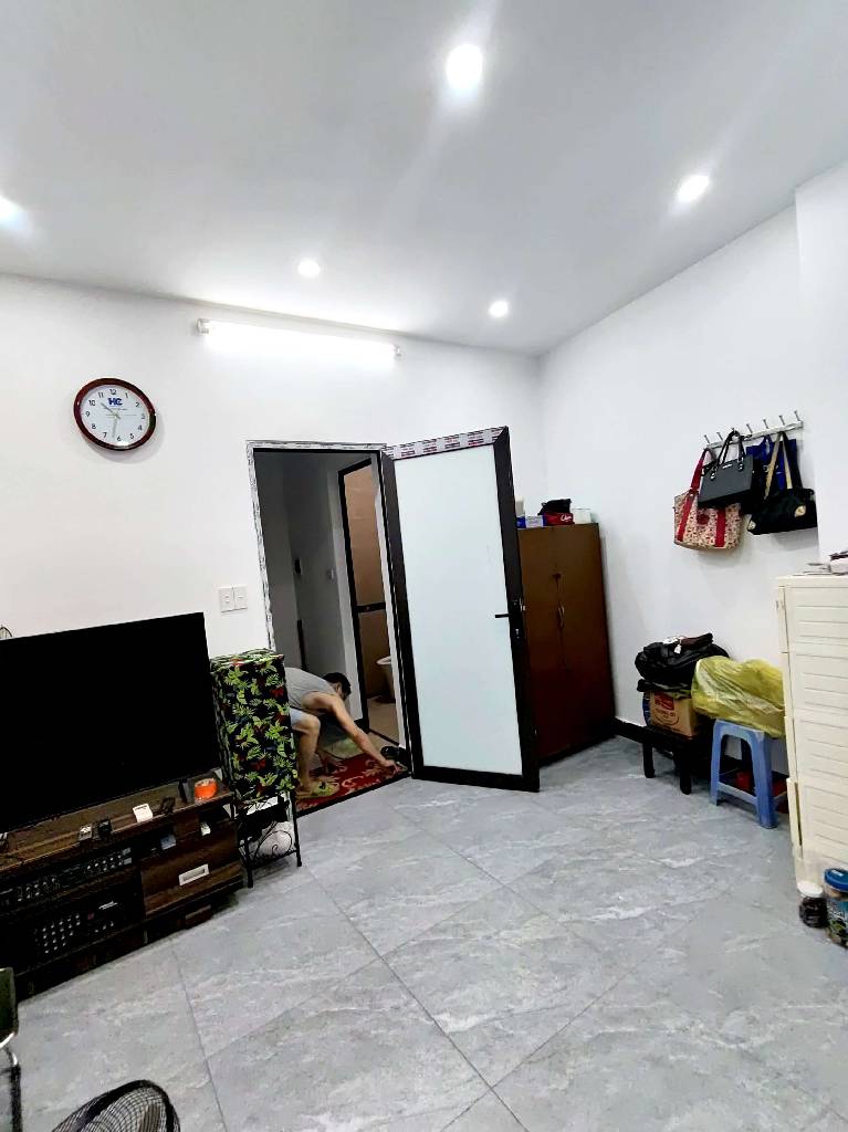 Bán nhà Minh Khai - diện tích 32m2 4 tầng - Ngách rộng rãi, thoáng - giá 6,8 tỷ