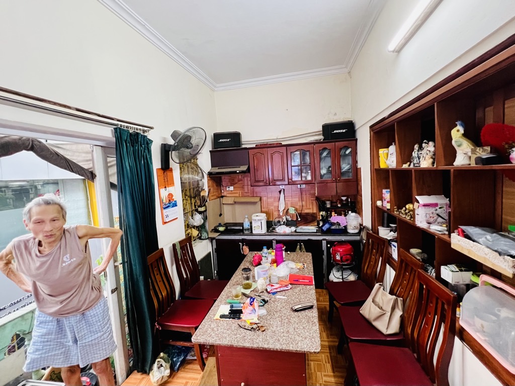 Bán nhà Trần Quý Cáp - diện tích 35.6m2 4 tầng - SIÊU PHẦM LÔ GÓC - giá 11,5 tỷ