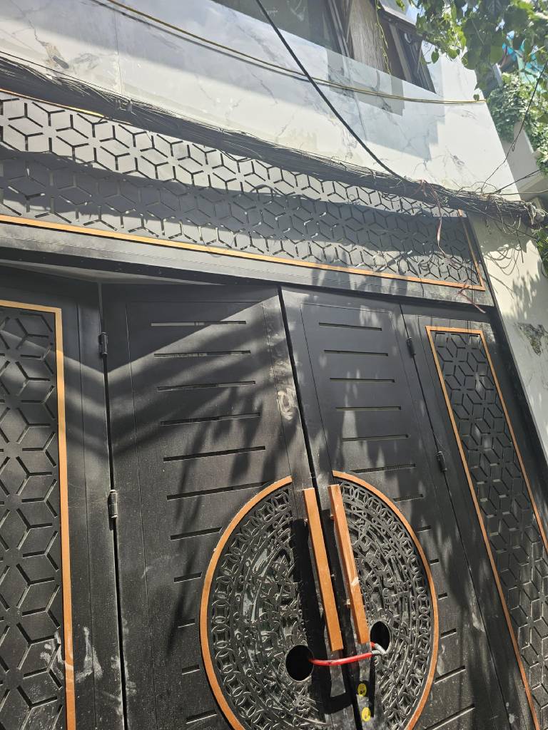 Bán nhà Định Công Hạ - diện tích 31m2 3 tầng - Căn ngoài - giá 3,65 tỷ