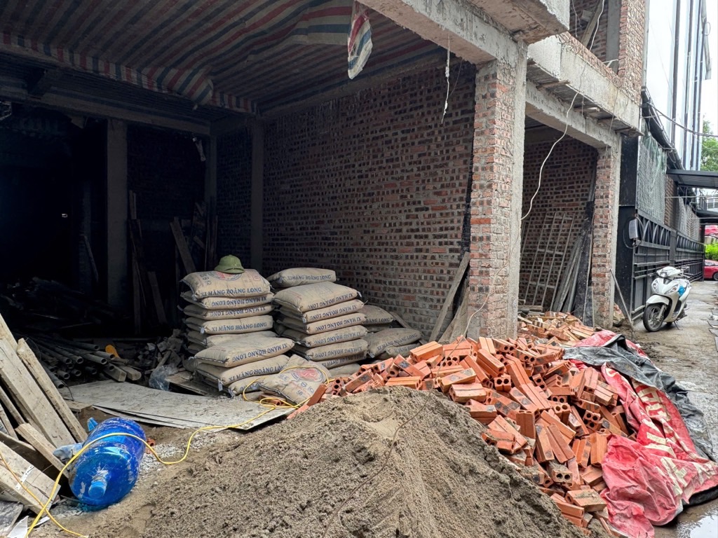 Bán nhà Nguyễn Khoái - diện tích 67,7m2 5 tầng - Nhà mới 5 tầng - giá 19,5 tỷ