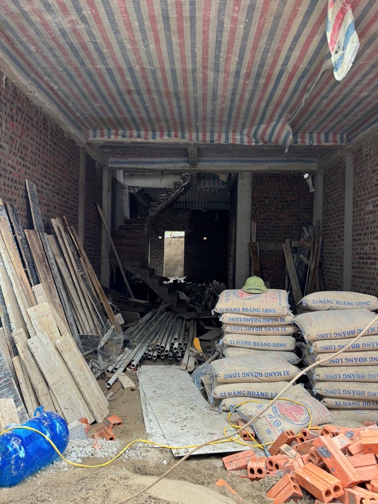 Bán nhà Nguyễn Khoái - diện tích 67,7m2 5 tầng - Nhà mới 5 tầng - giá 19,5 tỷ