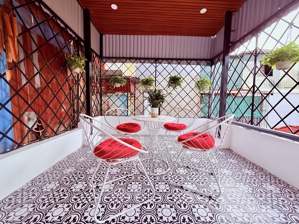 Bán nhà Minh Khai Hai Bà Trưng - 7m2 40 tầng - lô góc full nội thất trung tâm - giá 9,5 tỷ