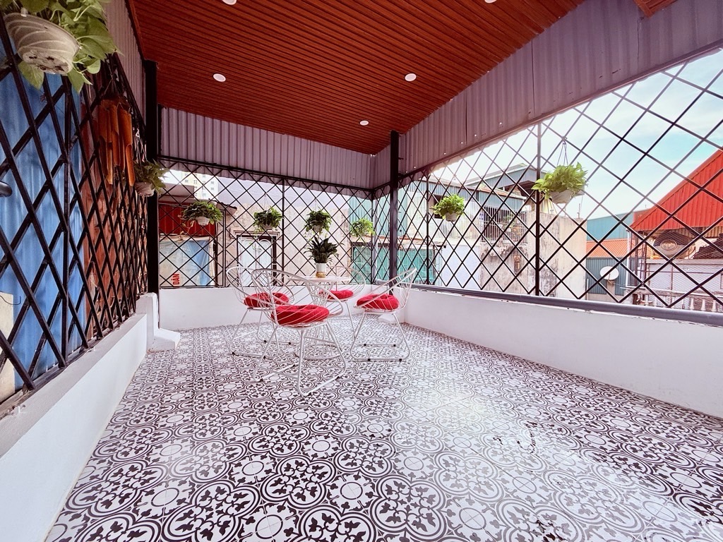 Bán nhà Minh Khai Hai Bà Trưng - 7m2 40 tầng - lô góc full nội thất trung tâm - giá 9,5 tỷ