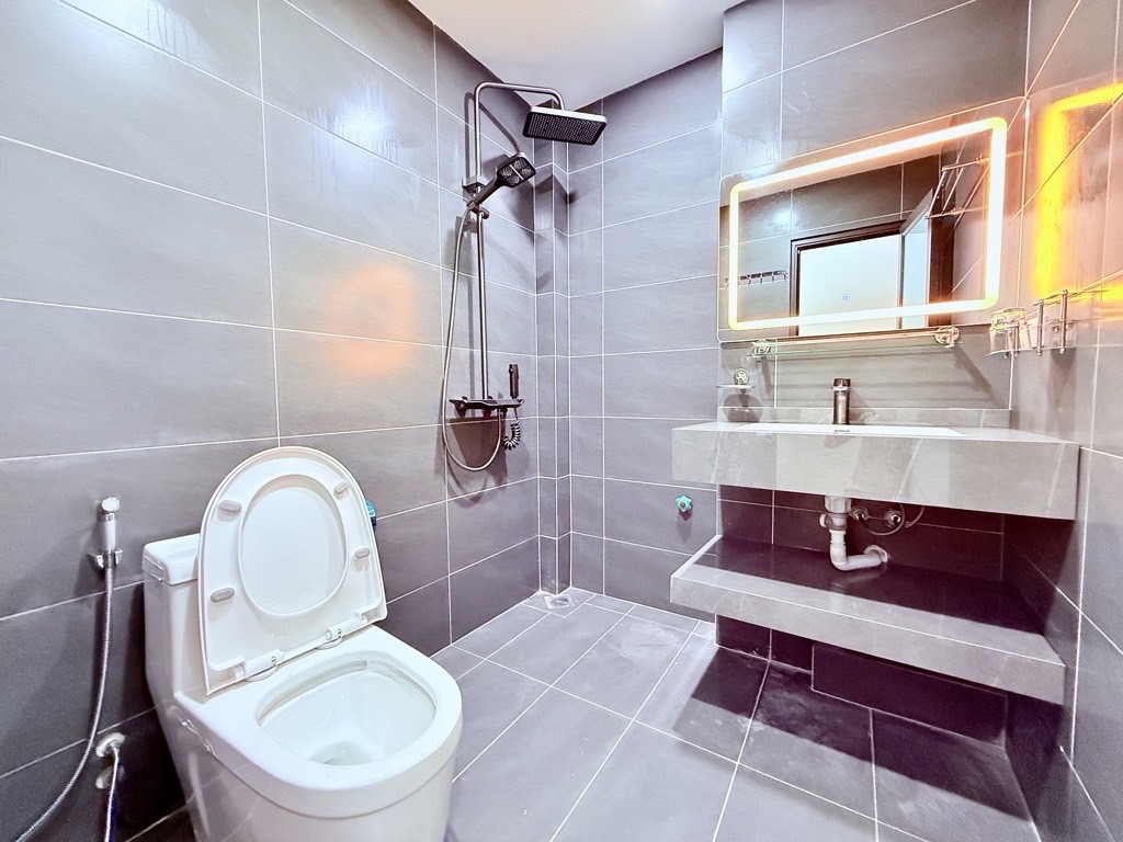 Bán nhà Minh Khai Hai Bà Trưng - 7m2 40 tầng - lô góc full nội thất trung tâm - giá 9,5 tỷ