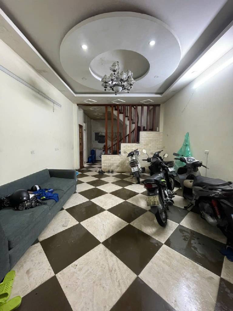 Bán nhà Ô Đồng Lâm - diện tích 62m2 3 tầng - gần hồ, ô tô tránh - giá 7,8 tỷ