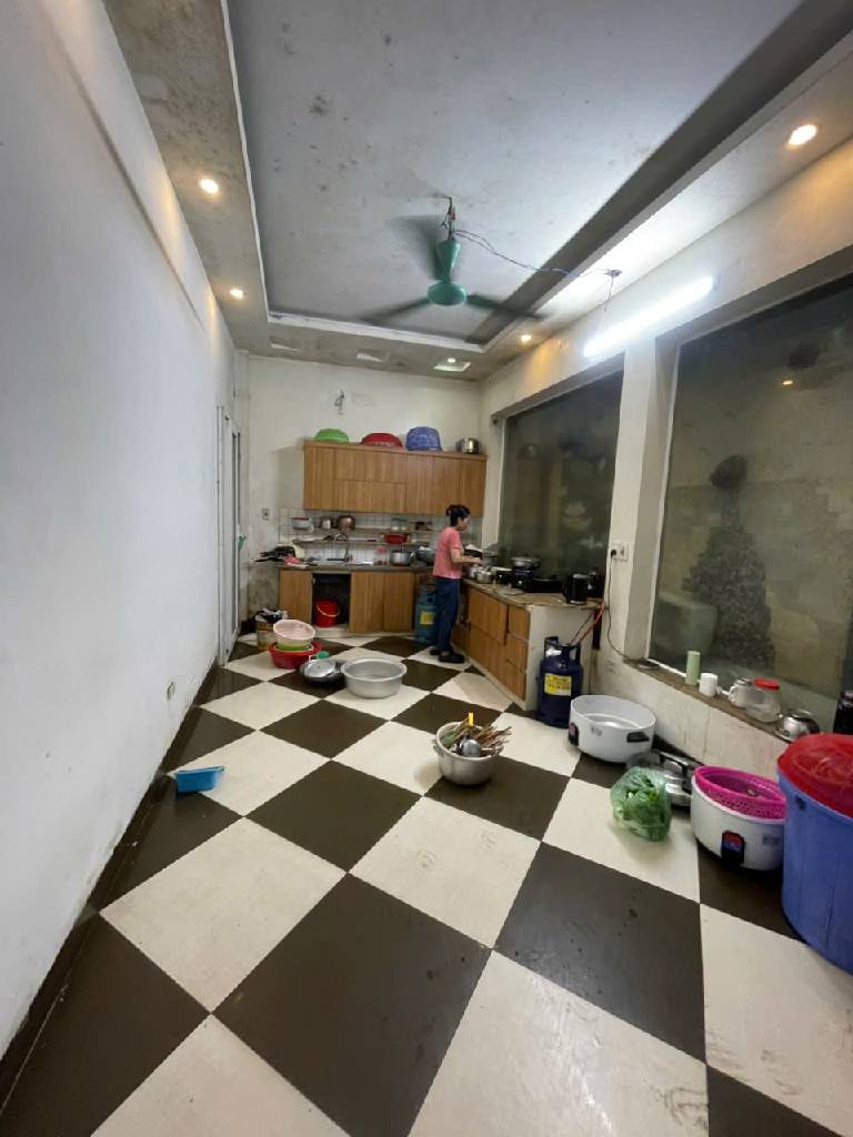 Bán nhà Ô Đồng Lâm - diện tích 62m2 3 tầng - gần hồ, ô tô tránh - giá 7,8 tỷ