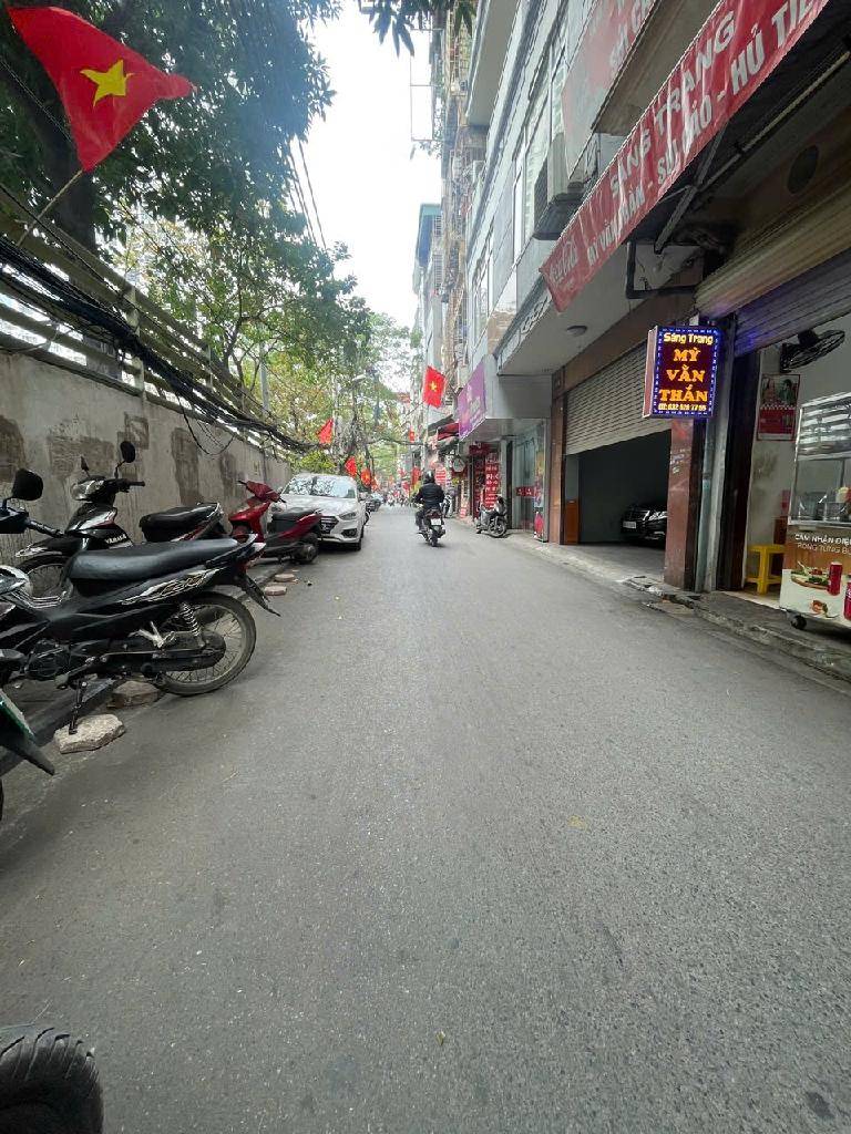 Bán nhà Nguyễn Trãi - diện tích 34,8m2 5 tầng - Ô TÔ TRÁNH - giá 14,8 tỷ