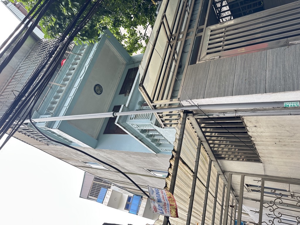 Bán nhà Lê Trọng Tấn - diện tích 39.6m2 3 tầng - Lô góc, mặt ngõ thông ô tô - giá 10,8 tỷ