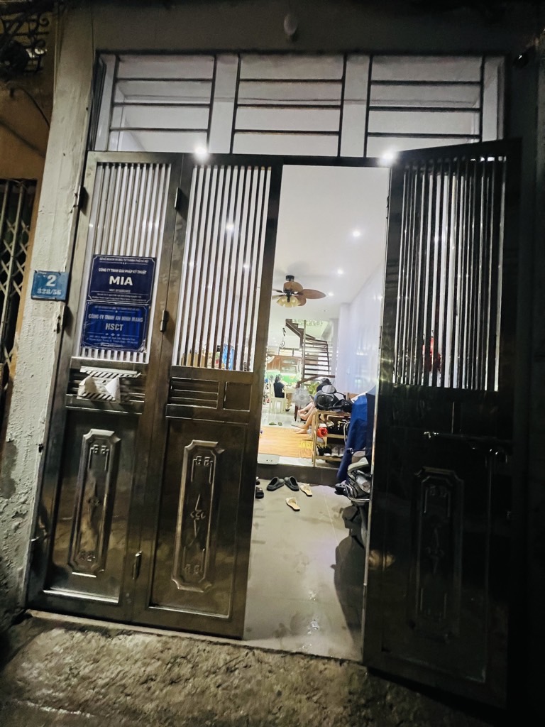 Bán nhà Nguyễn Trãi - diện tích 34.1m2 4 tầng - Cách ô tô 10m - giá 7,4 tỷ