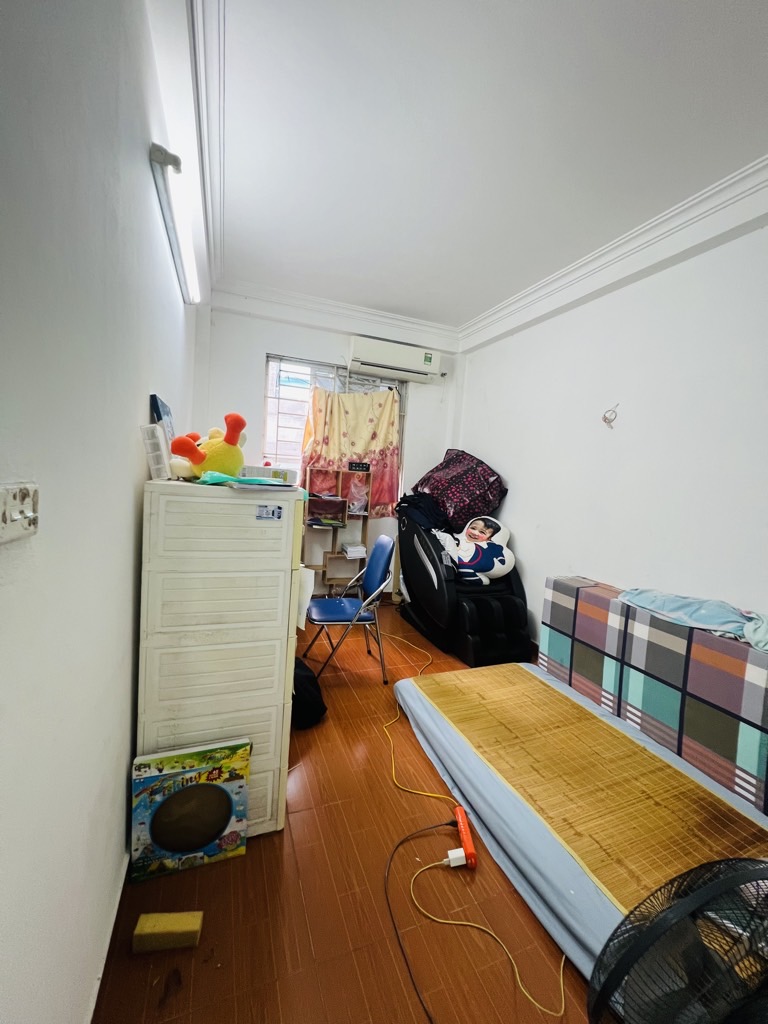 Bán nhà Nguyễn Trãi - diện tích 34.1m2 4 tầng - Cách ô tô 10m - giá 7,4 tỷ