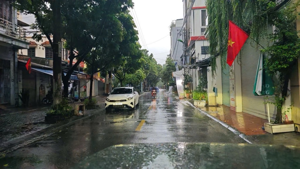 Bán nhà Nam Dư - diện tích 53m2 5 tầng - Lô góc, thang máy, ô tô tránh - giá 19,3 tỷ