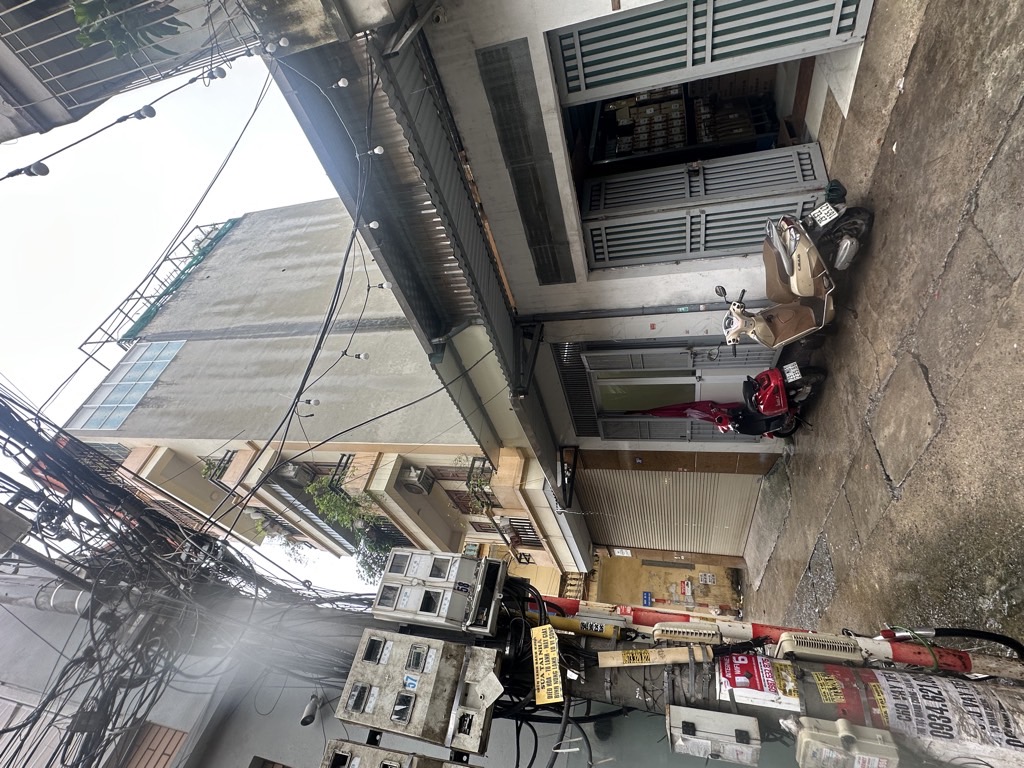 Bán nhà Nam Dư - diện tích 53m2 5 tầng - Lô góc, thang máy, ô tô tránh - giá 19,3 tỷ