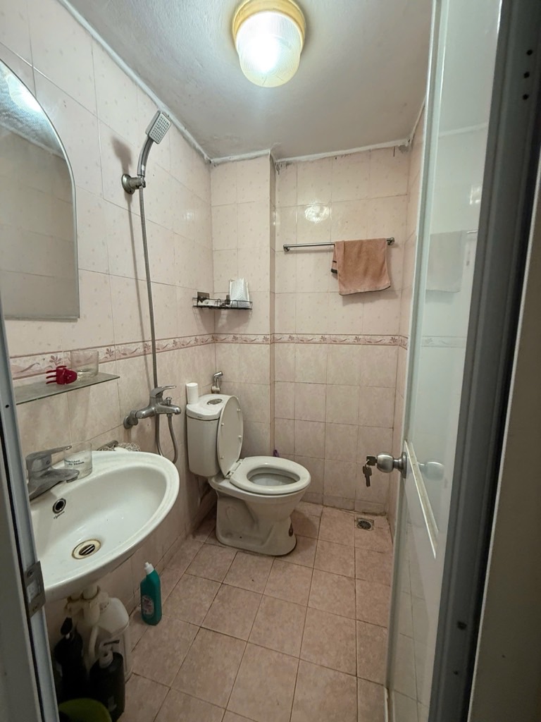 Bán nhà Trần Hữu Tước - diện tích 21m2 5 tầng - mặt phố - giá 7,5 tỷ