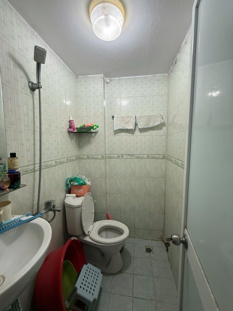 Bán nhà Trần Hữu Tước - diện tích 21m2 5 tầng - mặt phố - giá 7,5 tỷ