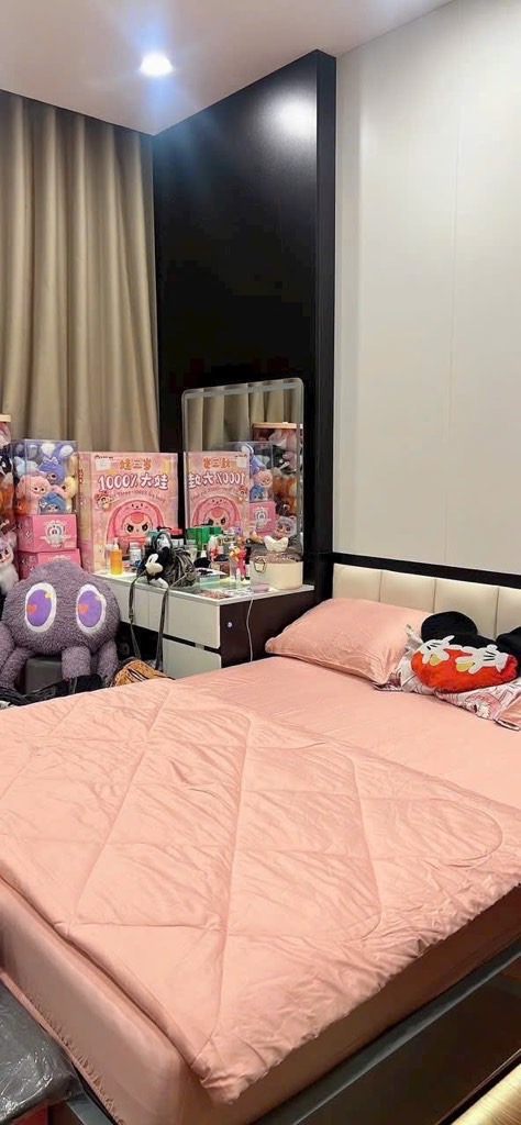 Bán nhà Thịnh Quang - diện tích 46m2 5 tầng - Ô TÔ ĐỖ CỬA - giá 14,8 tỷ