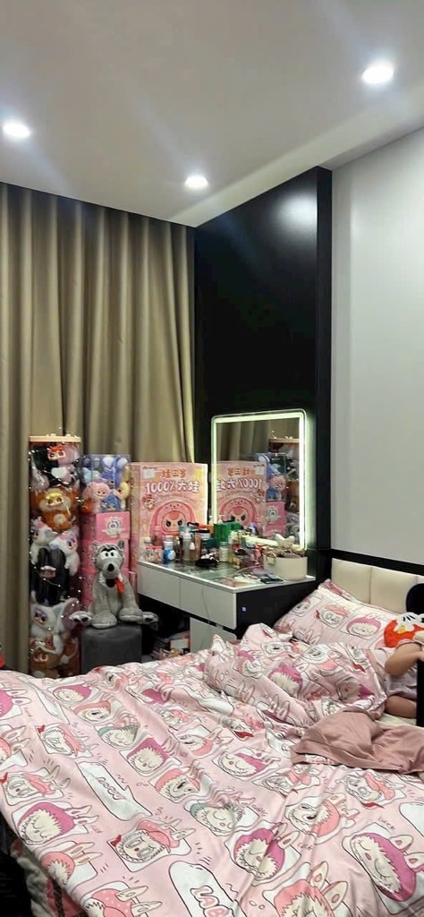 Bán nhà Thịnh Quang - diện tích 46m2 5 tầng - Ô TÔ ĐỖ CỬA - giá 14,8 tỷ