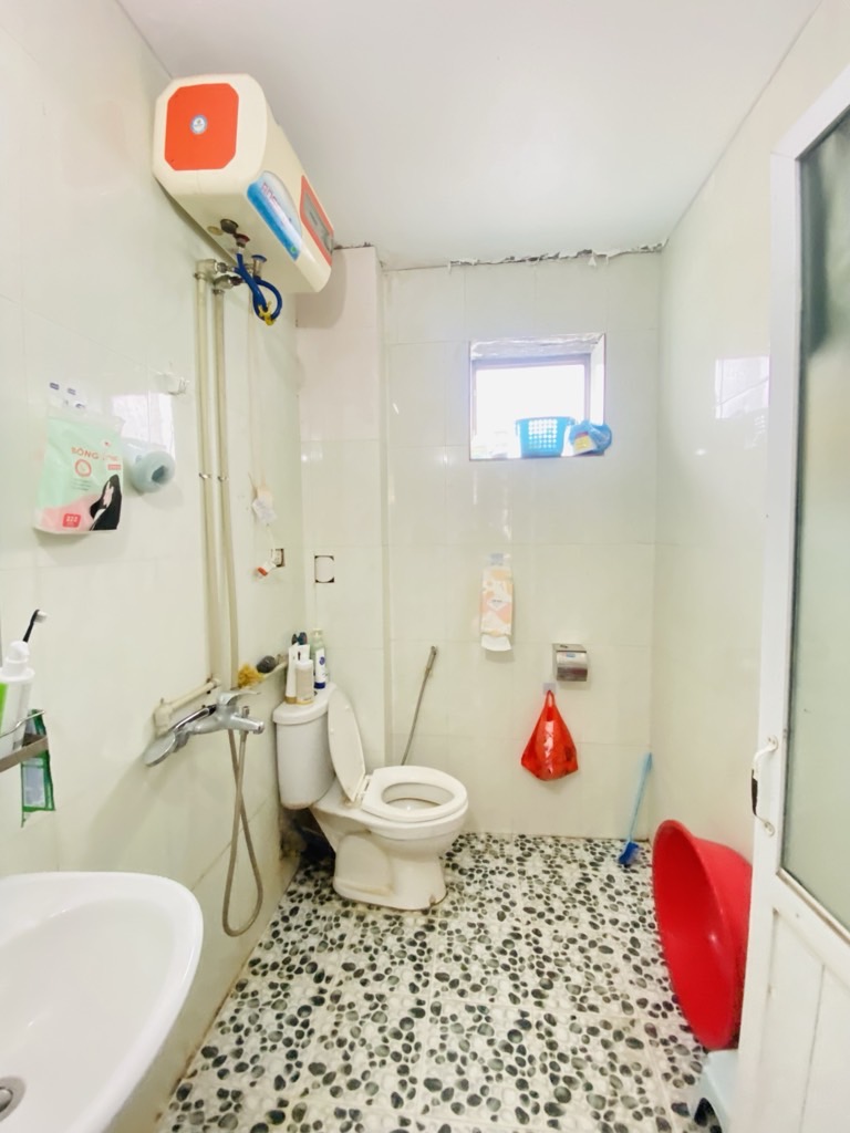 Bán nhà Kim Giang - diện tích 86.7m2 5 tầng - Nhà lô góc 2 thoáng - giá 17,9 tỷ