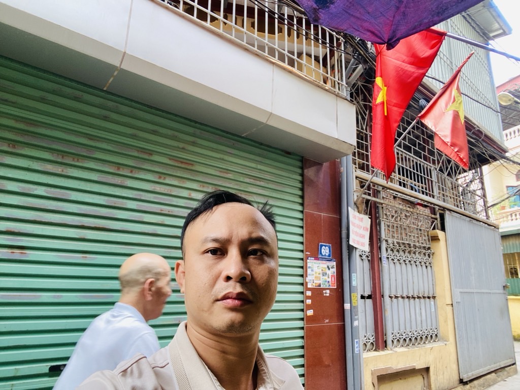 Bán nhà Kim Giang - diện tích 86.7m2 5 tầng - Nhà lô góc 2 thoáng - giá 17,9 tỷ