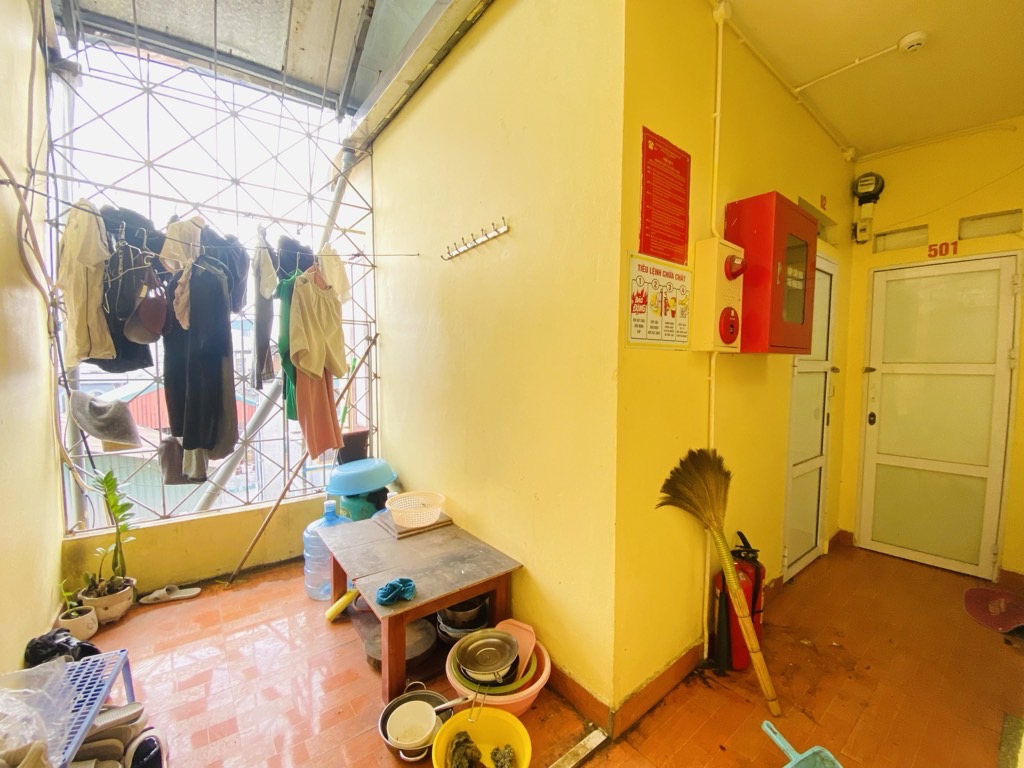 Bán nhà Kim Giang - diện tích 86.7m2 5 tầng - Nhà lô góc 2 thoáng - giá 17,9 tỷ