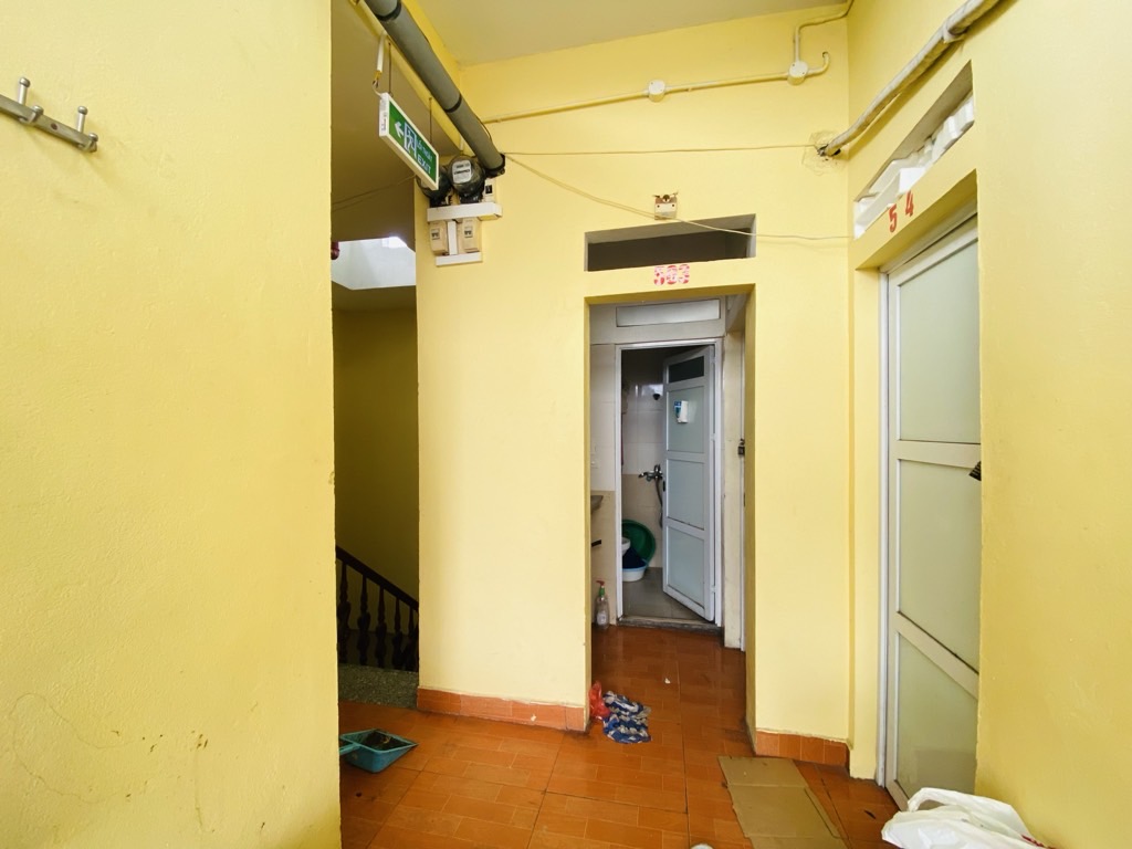 Bán nhà Kim Giang - diện tích 86.7m2 5 tầng - Nhà lô góc 2 thoáng - giá 17,9 tỷ