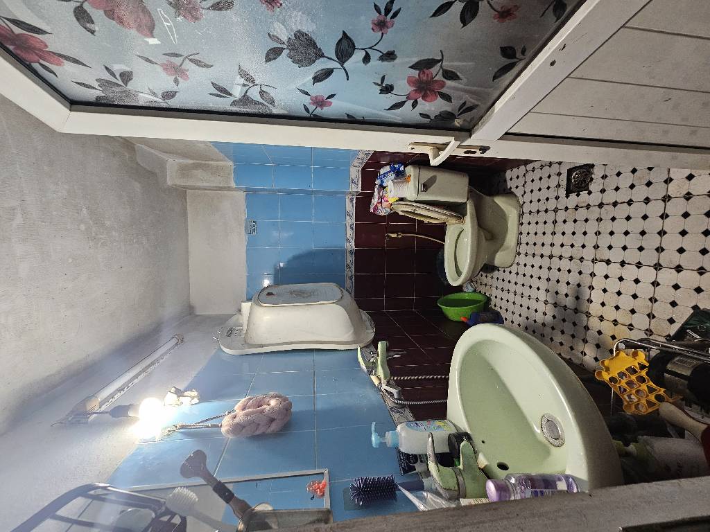 Bán nhà Khương Đình - diện tích 48.8m2 4 tầng - Lô góc, mặt tiền rộng - giá 9,6 tỷ