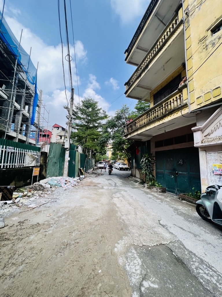 Bán nhà Trần Đại Nghĩa - 70m2 5 tầng thang máy - lô góc 3 mặt thoáng - gara ô tô - giá 21 tỷ