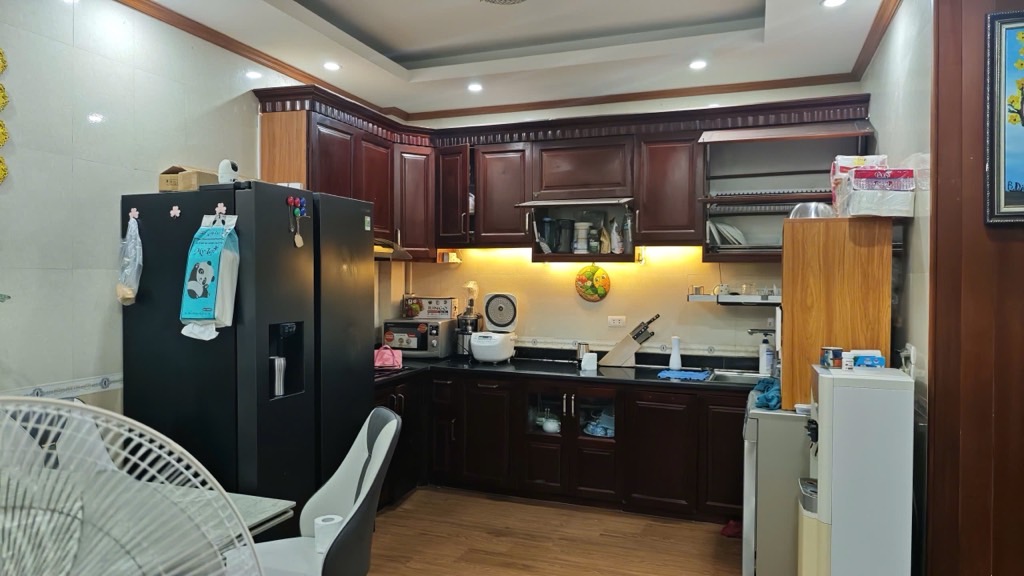 Bán nhà Nam Dư - diện tích 53m2 5 tầng - Lô góc, thang máy, ô tô tránh - giá 19,3 tỷ