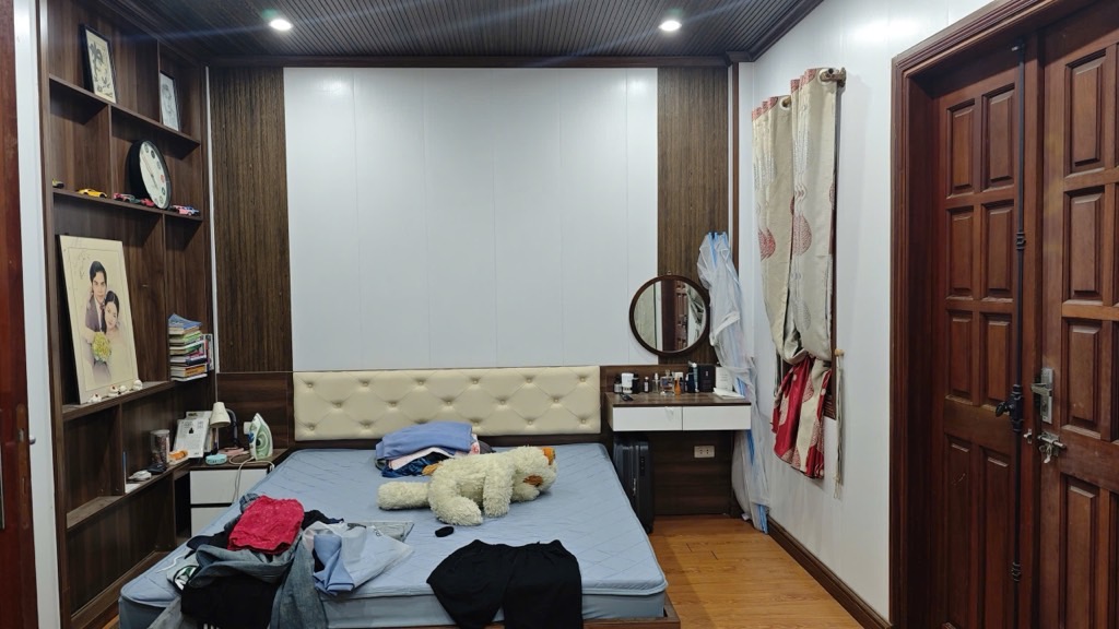 Bán nhà Nam Dư - diện tích 53m2 5 tầng - Lô góc, thang máy, ô tô tránh - giá 19,3 tỷ