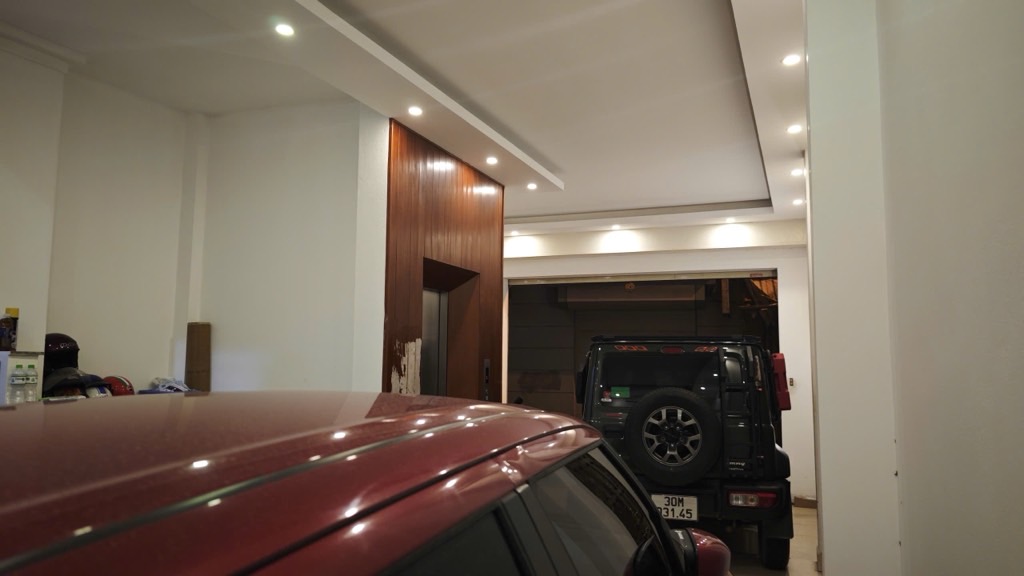 Bán nhà Nam Dư - diện tích 53m2 5 tầng - Lô góc, thang máy, ô tô tránh - giá 19,3 tỷ