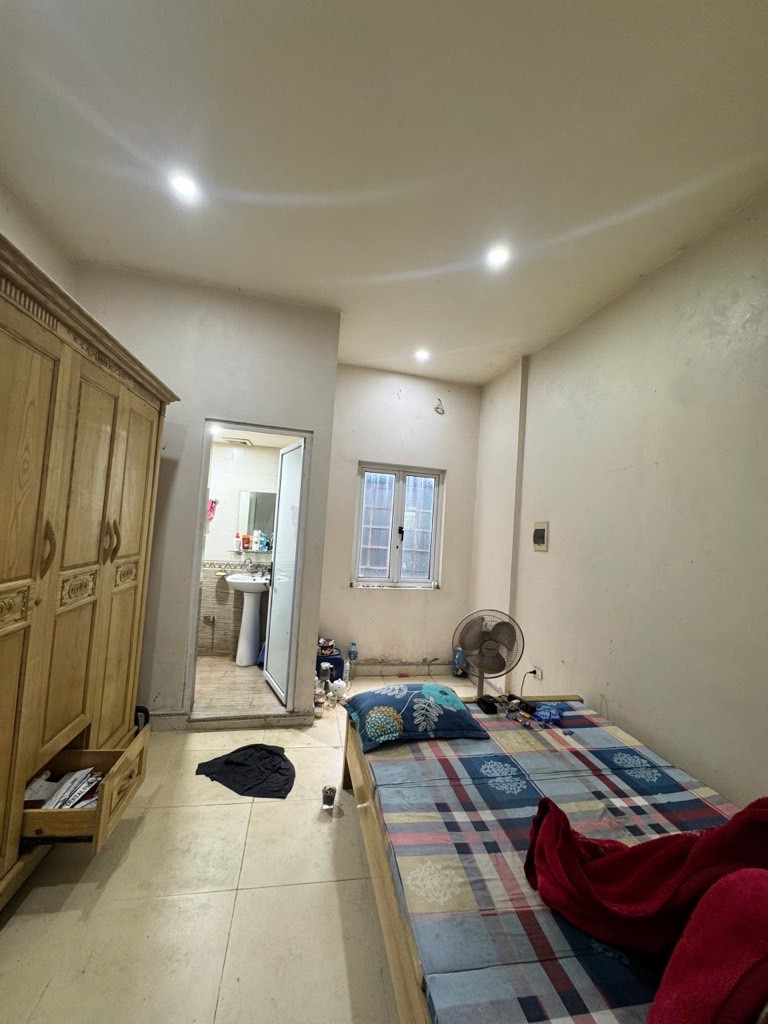 Bán nhà Lê Duẩn - diện tích 21m2 3 tầng - Nhà đẹp hiếm có - giá 4,9 tỷ