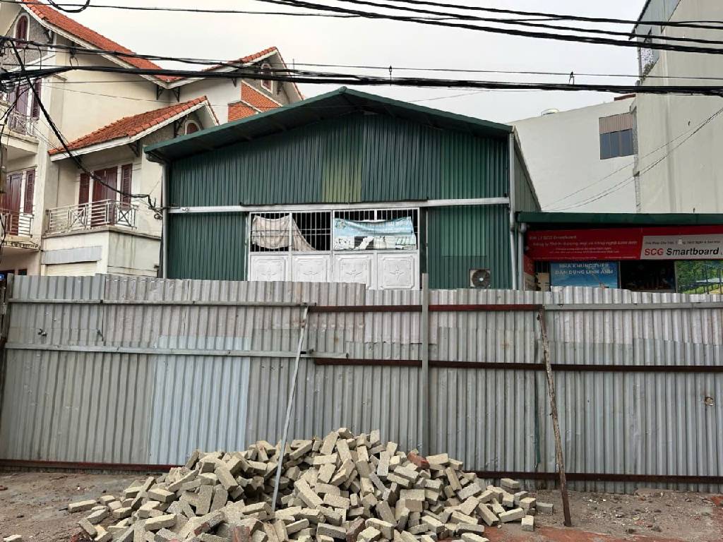 Bán nhà Giải Phóng - diện tích 89m2 1 tầng - ô tô tránh - giá 18 tỷ